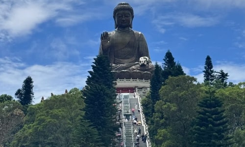 Tian Tan Buddha 
